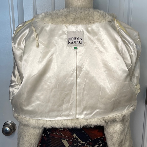 Y2K NORMA KAMALI Elegant Faux Fur Women's Crop Jacket - Picture 3 of 10